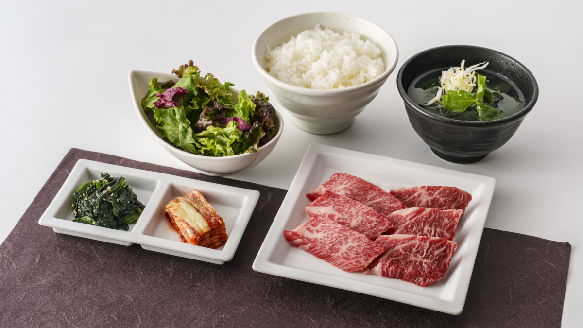 国産牛カルビランチ